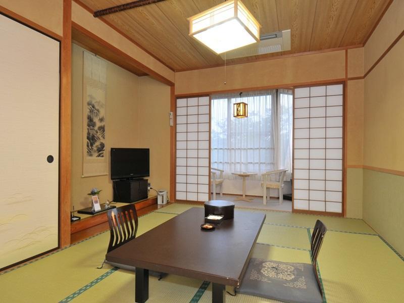 Menard Aoyama Resort Iga Extérieur photo